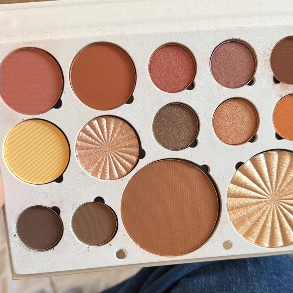 OFRA Eyeshadow Palette with Warm Browns and Golds